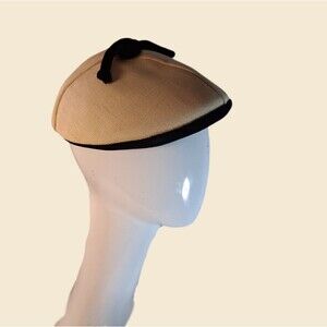 Vintage Modern Miss Hat ,Size Medium, Read